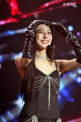 รักล้นอิมแพ็ค! 'หลิง-ออม' ทำฮอลล์กลายเป็นสีชมพู พร้อมขึ้นแท่นประวัติศาสตร์ครั้งใหม่ของคู่แซฟฟิกแห่งปี!! ใน "HER & HERS LINGORM 1st FANCON" 