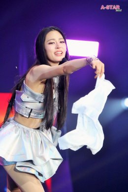 รักล้นอิมแพ็ค! 'หลิง-ออม' ทำฮอลล์กลายเป็นสีชมพู พร้อมขึ้นแท่นประวัติศาสตร์ครั้งใหม่ของคู่แซฟฟิกแห่งปี!! ใน "HER & HERS LINGORM 1st FANCON" 