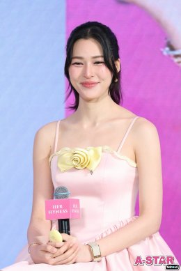 'หลิงหลิง คอง' ขึ้นแท่น "Sis หลิง" ขวัญใจคนรุ่นใหม่ ชวนดูแลตัวเองให้ "ดีพอและพอดี" ด้วย HER HYNESS Marshmallow Sunscreen