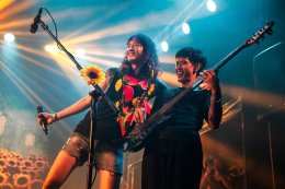 ครึ่งทางแล้ว! คอนเสิร์ต COCKTAIL 77 EVER TOUR พร้อมลุยขอบคุณแฟนเพลงครึ่งหลังส่งท้ายทั่วประเทศ!