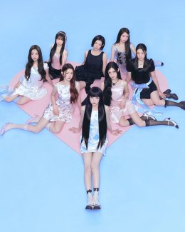 Hearts2Hearts (ฮาร์ตส์ทูฮาร์ตส์) นำเสนอภาพลักษณ์ใหม่ที่เปี่ยมด้วยความมั่นใจในซิงเกิลล่าสุด 'RUDE!' เสน่ห์ที่แตกต่างกับการต่อต้านสุดน่ารักของเหล่าเด็กสาวจอมแก่นทั้ง 8 คน