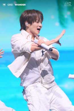 สมมงวงบอยกรุ๊ปที่ควรค่าแก่การถูกรัก! POW อัดฉีดเพอร์ฟอร์แมนซ์สาดความสุข 3 ชั่วโมงเต็มอิ่ม เมืองไทยคือเซฟโซน! ยอร์ช เปิดใจทั้งน้ำตากลางเวทีคอนเสิร์ต #POWERFULYOUTH_inBKK