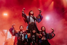 ATARASHII GAKKO! ประกาศปล่อยอัลบั้มเดบิวต์  AG! CALLING ผ่านทาง 88RISING  7 มิถุนายนนี้ พร้อมเผยกำหนดการเวิลด์ทัวร์ 2024 ที่ทุกคนรอคอยเพิ่มเติม