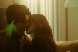 GAVIN:D ชวน URBOYTJ และ POPPY รวมตัวในรอบ 10 ปี ปล่อยซิงเกิล ผูกพันต้องลา คว้า โยเกิร์ต-จอช เล่น MV ถ่ายทอดอารมณ์สุดเรียล