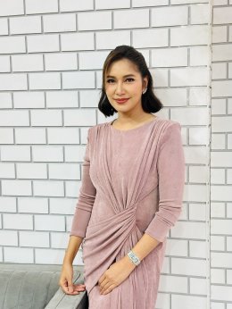 กว่า 20 ปี 'เบนซ์ พรชิตา' หวนคืนจอภาพยนตร์ ร่วมงาน "เหมรย 2" ค่าย มูฟวี่ สตูดิโอวีไอพี พร้อมเผย รับงานหนังอีกครั้ง เพราะรัก 'เอกชัย ศรีวิชัย'