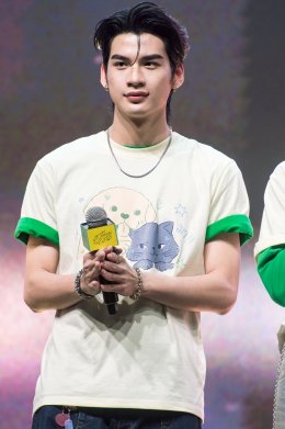 ฮอลล์แตก! iQIYI เอาใจแฟนๆ "ด้วงกับเธอ" แบบจัดเต็ม 'ตี๋ตี๋ป๋อ' เสิร์ฟโมเมนต์สุดฟิน ยกเค้กเซอร์ไพรส์วันเกิดกันก่อนใคร ในงาน Duang with You EP.9 Presented by iQIYI สมาชิก iQIYI VIP เป็นปลื้ม รับสิทธิ์พิเศษสุดใกล้ชิดกับเหล่านักแสดง