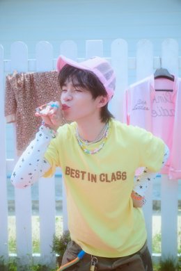 4 หนุ่ม GELBOYS คัมแบ็กซัมเมอร์! รีเมค "ไปน่ารักไกลๆ หน่อย" (GO CUTE FAR FAR) เสิร์ฟความคลั่งรักสไตล์ Gen Z โยกได้ตั้งแต่ครั้งแรกที่ฟัง