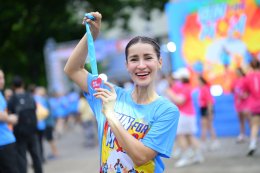 'แอน ทองประสม' นำทัพศิลปินดาราและเหล่าคนดัง ร่วมกิจกรรมวิ่งเพื่อแม่ "RUN FOR MOM 2025"