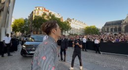 "แจ็คสัน หวัง" ปรากฏตัวอย่างโดดเด่นในงาน Louis Vuitton Mens Spring-Summer 2026