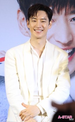 อย่าหลบตาผมนะ! "LEE JE HOON" ขอจัดหนัก เตรียมแฟนเซอร์วิสสุดใกล้ชิด ให้แฟนคลับไทยฟิน ในงาน "2024 LEE JE HOON FANMEETING ASIA TOUR 'JEHOON's Favorite' LOVE IN BANGKOK"