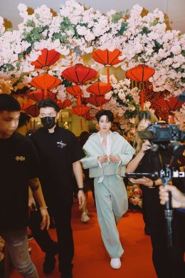 ซุปตาร์ห้างแตก! 'ไมค์ พิรัชต์' บินลัดฟ้าออกอีเวนต์ที่มาเลเซีย  แฟนคลับต้อนรับล้น Pavilion KL