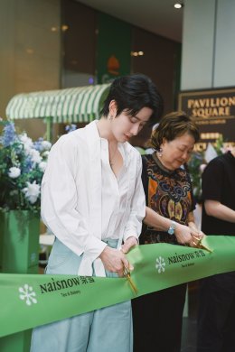 ซุปตาร์ห้างแตก! 'ไมค์ พิรัชต์' บินลัดฟ้าออกอีเวนต์ที่มาเลเซีย  แฟนคลับต้อนรับล้น Pavilion KL