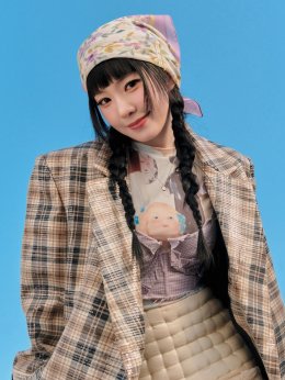 IRENE (ไอรีน) ถ่ายทอดเรื่องราวที่อยากบอกกับตัวเองและแฟนคลับผ่านอัลบั้มเต็มชุดแรก "Biggest Fan" รวบรวม 10 เพลง ส่งต่อความเชื่อมั่นและการสนับสนุนในฐานะแฟนตัวยงของกันและกัน