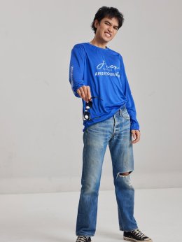 ส่องลุคผู้บ่าวที่จริงใจ "โจอี้ ภูวศิษฐ์" ลุคนี้โดนใจ สไตล์หนุ่มเกษตรอินทรีย์