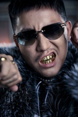 'Jigsaw Story' จัดเต็มความเดือด! ชวนเพื่อนสนิท 'NICECNX และ KANI$' ปล่อยเพลง "พ่อง" สุดยับ! มันส์! ส่งท้ายปี