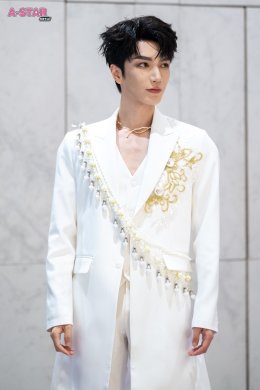 เขยไทยคัมแบ็ค! ท่านแม่ทัพ จินเสวียนอวี่ (Jin Xuanyu) ปลื้มปริ่มรับรางวัล Most Popular International Actor Award งาน The Viral Hits Love Moment Awards 2026