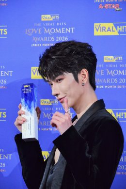 เขยไทยคัมแบ็ค! ท่านแม่ทัพ จินเสวียนอวี่ (Jin Xuanyu) ปลื้มปริ่มรับรางวัล Most Popular International Actor Award งาน The Viral Hits Love Moment Awards 2026