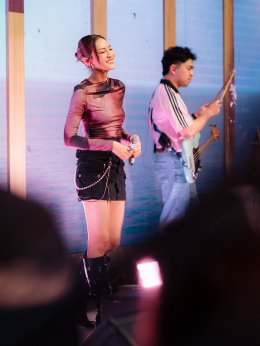 KLEAR จัดเเฟนมีต เสิร์ฟเพลง B SIDE แบบจุกๆ พร้อมโชว์เพลงใหม่ "ไม่เจ็บเลยสักวัน" ครั้งแรกในโลก ก่อนปล่อยจริง 4 มิ.ย. นี้