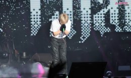 ดอกบัวชาบูบอสแจ! 'คิม แจจุง' สวมวิญญาณ Rock Star สุดเท่ เสิร์ฟเพอร์ฟอร์มสุดกร้าวใจพร้อมไลฟ์แบนด์ ใน "2025 KIM JAEJOONG ASIA TOUR CONCERT Beauty in Chaos in BANGKOK"