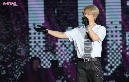 ดอกบัวชาบูบอสแจ! 'คิม แจจุง' สวมวิญญาณ Rock Star สุดเท่ เสิร์ฟเพอร์ฟอร์มสุดกร้าวใจพร้อมไลฟ์แบนด์ ใน "2025 KIM JAEJOONG ASIA TOUR CONCERT Beauty in Chaos in BANGKOK"