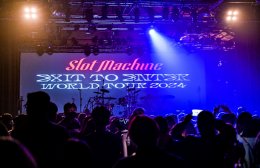 SLOT MACHINE  ประเดิมเปิดเวิลด์ทัวร์ไต้หวัน ปลื้ม!! แฟนๆ ตอบรับดีเกินคาด โชว์จบแฟนเพลงอินไม่จบ จนต้องอังกอร์ถึง 2 รอบ