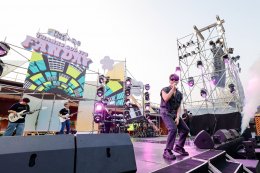 ฟินจิกแขน แฟนสุดจี๊ด กรี๊ดเมนสุดเสียง THANKS GOD IT’S FANDAY วันแฟนแห่งชาติ