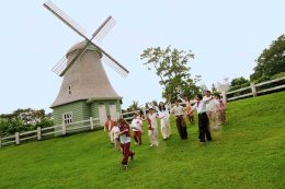 'Tilly Birds' ปลื้มได้ร่วมงาน 'Ben&Ben' วงดนตรีแถวหน้าจากฟิลิปปินส์ในซิงเกิลใหม่ "Heaven" พร้อมชวนแฟนเพลงร่วมชมโชว์สุด Exclusive ในงาน "Tilly Birds : A Night Called Heaven" 16 ตุลาคมนี้