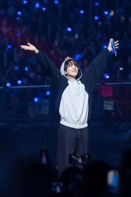 SUPER JUNIOR ตำนานที่ยังคงสร้างตำนานอันยิ่งใหญ่ต่อไป โชว์สุดยอดการแสดงฉลองครบรอบ 20 ปี <SUPER SHOW 10> บัตรหมดทั้ง 2 รอบ รวมผู้ชมกว่า 22,000 คน ครองบัลลังก์ศิลปินเกาหลีวงแรกที่สามารถจัดคอนเสิร์ตในประเทศไทยได้ติดต่อกันเป็นครั้งที่ 10!