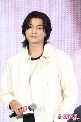 'หลิงหลิง-ออม' แท็กทีม 'กลัฟ-คณาวุฒิ' ร่วมเปิดตัว LEGO® Certified Store ณ วันแบงค็อก แห่งที่ 7 ในประเทศไทย กับคอนเซ็ปต์ "Retailtainment" ผสานความสนุกสุดสร้างสรรค์ใจกลางเมือง