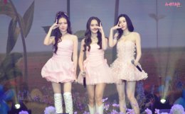 ฮ็อบทั้งฮอลล์! 'ลีน่า-หมิว' พาแฟนคลับหลุดเข้า Wonderland เสิร์ฟความหวานฟินทะลุเพดาน ในงาน "LENAMIU Born to Shine Fan Meeting" 