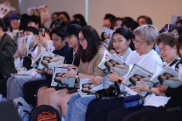 แฟนคลับล้นตึกมาลีนนท์! 'ลีน่า-หมิว' แจกโมเมนต์ยิ้มไม่หุบ ในงาน Photobook Fansign ครั้งแรก "LENA & MIU Always Close, Then Closer The Official Photobook Fansign"