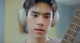 Friend Zone เริ่มสั่นคลอน! ลีร์อิต (ยูจีน อัยภณ) กับ พัตเตอร์ (ยูจีน ญาณวัฒน์)  ใครชอบใครก่อนและใครจะแหกกฎ "ห้ามคบคนใกล้ตัวเป็นแฟน" ก่อนกัน? ใน "CLASS CRUSH CRISIS" เพื่อนสนิทระวังคิดไม่ซื่อ Ep.4
