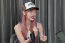 แพนิคหลังดรามา 'พลอยชมพู' เล่ากลัวการขึ้นร้องเพลง เปิดใจชีวิตโสด บอกให้ตายใครก็ไม่เชื่อ