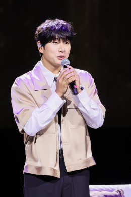 'อี อีคยอง' ส่งต่อโมเมนต์ฟิน แฟนมีตรอบสองที่ไทย น้ำตาซึมกับเซอร์ไพรส์สุดอบอุ่น ใน "LOVE HOLEE DAY VOLUME 2"