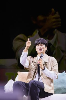 'อี อีคยอง' ส่งต่อโมเมนต์ฟิน แฟนมีตรอบสองที่ไทย น้ำตาซึมกับเซอร์ไพรส์สุดอบอุ่น ใน "LOVE HOLEE DAY VOLUME 2"