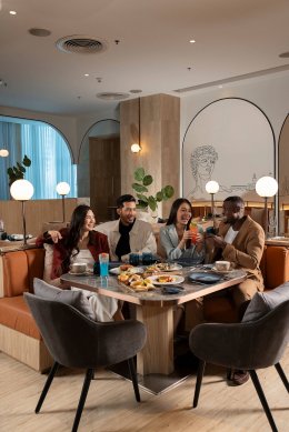 "EAT OUT WITH MARRIOTT BONVOY" เทศกาลอาหารกลับมาอีกครั้งในประเทศไทย อิ่มอร่อยกับเมนูระดับเวิลด์คลาสใน 3 ราคาสุดคุ้ม พร้อมรับคะแนนและลุ้นรับรางวัลสุดพิเศษ ตั้งแต่วันนี้ถึง 31 สิงหาคม 2569