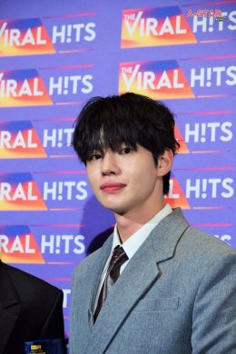 ฟินเกินต้าน! Lee Jawoon - Hwang Junsu ควงคู่รับรางวัล นักแสดง BL ต่างชาติกระแสยอดนิยม งาน The Viral Hits Love Moment Awards 2026 เผยสุดเลิฟเมืองไทย