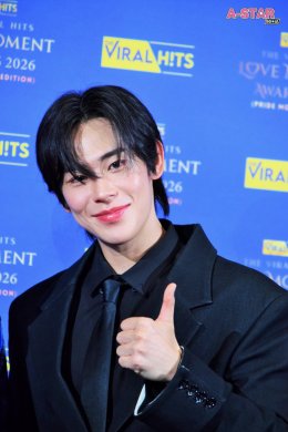 ฟินเกินต้าน! Lee Jawoon - Hwang Junsu ควงคู่รับรางวัล นักแสดง BL ต่างชาติกระแสยอดนิยม งาน The Viral Hits Love Moment Awards 2026 เผยสุดเลิฟเมืองไทย