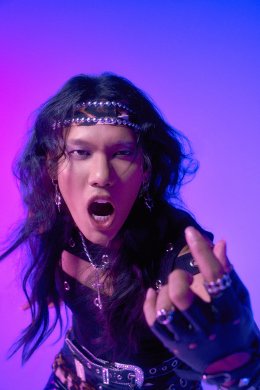 "Hard Boy" เปิดตัวอัลบั้มแรก "See Through" กับ 8 เพลง ที่จะทำให้ทุกคนมองทะลุทุกมิติความรู้สึก พร้อมเดินสาย Album Tour ทั่ว 4 ภาค