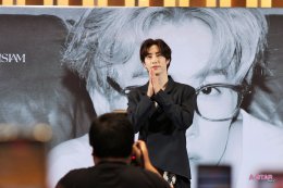 "อากาเซ่ครับ รักมาร์คมุ้ย"! 'มาร์ค ต้วน' อ้อนขั้นสุด เสิร์ฟท่า 'จุ๊บแมว-จุ๊บปลาดาว' สุดคิวท์ ในงานแถลงข่าว MARK   TUAN Silhouette: The Shape of You FANCON 2026 in BANGKOK