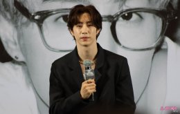 "อากาเซ่ครับ รักมาร์คมุ้ย"! 'มาร์ค ต้วน' อ้อนขั้นสุด เสิร์ฟท่า 'จุ๊บแมว-จุ๊บปลาดาว' สุดคิวท์ ในงานแถลงข่าว MARK   TUAN Silhouette: The Shape of You FANCON 2026 in BANGKOK