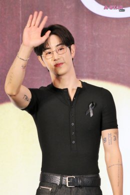 พี่จ๋าเริ่ดเลยล่ะ! 'มาร์ค ต้วน' ทำหัวใจเหล่า 'อากาเซ่' เต้นแรงอีกครั้งกับโมเมนต์สุดพิเศษในงานแถลงข่าวและแฟนไซน์ครั้งแรกในประเทศไทย Shopee x MARK TUAN Silhouette FANSIGN EVENT