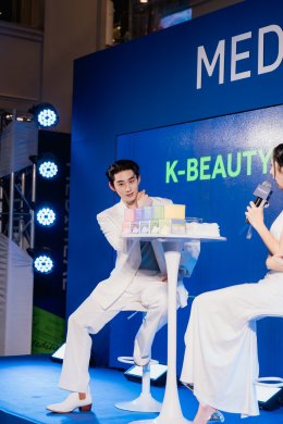 'โฟร์ท ณัฐวรรธน์' เช็กอิน MEDIHEAL DERMA LAB ป็อปอัปสโตร์สุดปังใจกลางสยาม! เปิดโลก K-Derma Skincare ตอบโจทย์ทุกปัญหาผิว