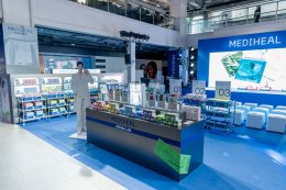 'โฟร์ท ณัฐวรรธน์' เช็กอิน MEDIHEAL DERMA LAB ป็อปอัปสโตร์สุดปังใจกลางสยาม! เปิดโลก K-Derma Skincare ตอบโจทย์ทุกปัญหาผิว