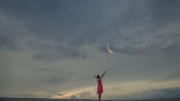 เล็ก รัชเมศฐ์ ยืนหยัดเคียงข้างคนสู้ชีวิต ส่ง "ฟ้ากว้างทางเเคบ" กระแสแรงตั้งเเต่ปล่อยเอ็มวีไม่ถึง 24 ชั่วโมง