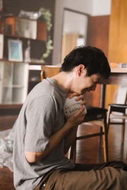 PALMY บันทึกความรู้สึกผ่านเพลง "หลุมอากาศ" พร้อม MV บีบหัวใจ นำแสดงโดย ณิชา - ไอซ์ซึ