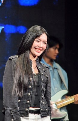 ฉลองวันเกิด 27 ปี 'มายยู-กวิสรา' ปล่อย Moment เพียบ! ในแฟนมีตมินิคอนเสิร์ต MYYUs Birthday Celebration