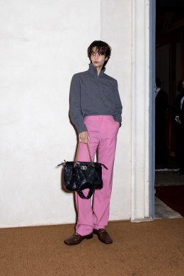 ปังอย่างต่อเนื่อง! 'Jeff Satur' นั่งฟร้อนท์โรว์ชมโชว์ระดับโลก "Maison Valentino Fall Winter 2026-2027" ในฐานะ Brand Ambassador ณ กรุงโรม ประเทศอิตาลี