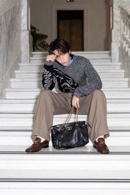 ปังอย่างต่อเนื่อง! 'Jeff Satur' นั่งฟร้อนท์โรว์ชมโชว์ระดับโลก "Maison Valentino Fall Winter 2026-2027" ในฐานะ Brand Ambassador ณ กรุงโรม ประเทศอิตาลี