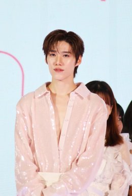 'พีพี-กฤษฏ์' เสิร์ฟความสดใสออร่าเปล่งประกาย!! ในงาน "MizuMi x PP Krit - THE PINK AURA"